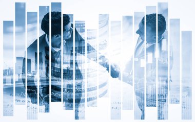 Ekonomik refah ve para teknolojisinin varlık geçmişi üzerine iş tokalaşması. Değerli borsaya yatırım yaparak ekonomik ve finansal büyüme ile refah kar birimi ticareti elde edilir