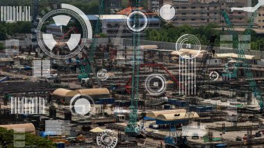 Otomasyon konseptini ve uzaktan kablosuz makine kontrolünü gösteren bir bilgisayar yazılımında fütüristik HUD kullanarak inşaat teknolojisi konsepti üzerinde değişiklik grafiği içeren konsept .