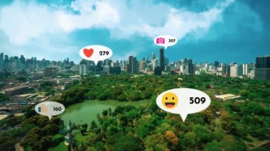 Sosyal medya simgeleri, sosyal ağ uygulama platformu üzerinden insanların karşılıklı bağlantılarını gösteriyor. Çevrimiçi toplum ve sosyal medya pazarlama stratejisi kavramı .