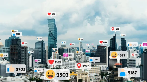 Közösségi Média Ikonok Repül Város Felett Belváros Mutatja Emberek Viszonosság — Stock Fotó