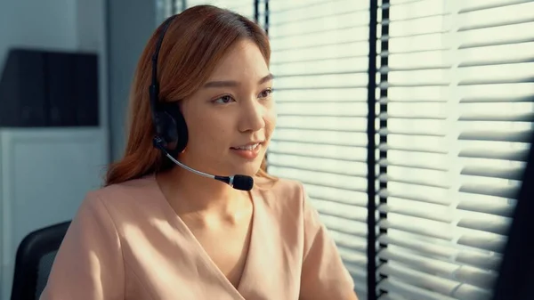 Competent Female Operator Working Computer While Talking Clients Concept Relevant — Stock fotografie