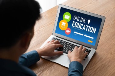 Öğrencilerin internet ağında çalışabilmeleri için mod yazılımlı e-öğrenme web sitesi