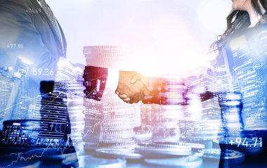 Ekonomik refah ve para teknolojisinin varlık geçmişi üzerine iş tokalaşması. Değerli borsaya yatırım yaparak ekonomik ve finansal büyüme ile refah kar birimi ticareti elde edilir
