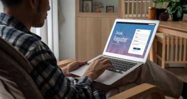 İnternet sitesinde mod form doldurmak için çevrimiçi kayıt formu
