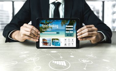 Çevrimiçi otel konaklama rezervasyon sitesi mod rezervasyon sistemi sağlar. Seyahat teknolojisi kavramı .