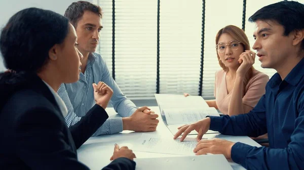 Commercial Contract Signed Competent People Various Ethnicities Trade Agreements Two — Stock Photo, Image