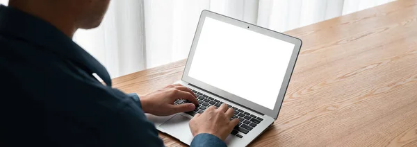 Белый Пустой Экран Модном Компьютере Вашего Дизайна Маскируется Дисплее Монитора — стоковое фото