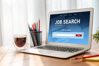 Çalışanların işe alım İnternet ağındaki iş fırsatlarını araması için mod web sitesinde online iş araması