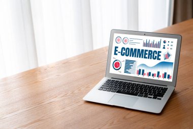 E-ticaret veri yazılımı çevrimiçi perakende şirketine satış analizi için mod gösterge tablosu sağlar