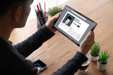 NFT pazarı dijital sanatçının çalışmalarını İnternet ağında satması için mod satış kanalı sağlıyor