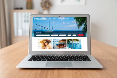 Model arama ve seyahat planlama için internet sitesi uçuş, otel ve tur rezervasyonları için anlaşma ve paket sunuyor
