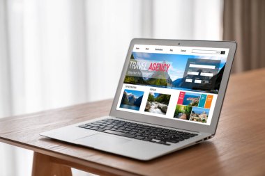Model arama ve seyahat planlama için internet sitesi uçuş, otel ve tur rezervasyonları için anlaşma ve paket sunuyor
