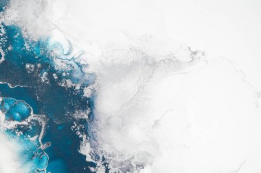 Soyut arkaplan için özgün tablodaki mermer mürekkep soyut sanat. Boyama, ombre alkol mürekkebinin pürüzsüz mermer arkaplan desenini yaratmak için yüksek kaliteli kağıt dokusuna boyanmış. .