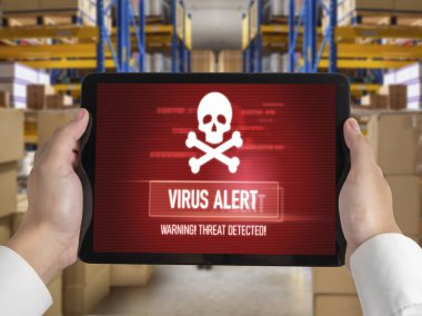 Bilgisayar ekranındaki virüs uyarısı mobil siber tehdit, hacker, bilgisayar virüsü ve kötü amaçlı yazılım tespit edildi