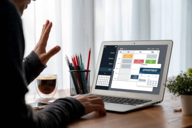 İnternet sitesindeki modish regrition için çevrimiçi aplikasyon rezervasyon takvimi