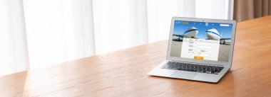 Online uçuş rezervasyon sitesi mod rezervasyon sistemi sağlar. Seyahat teknolojisi kavramı .