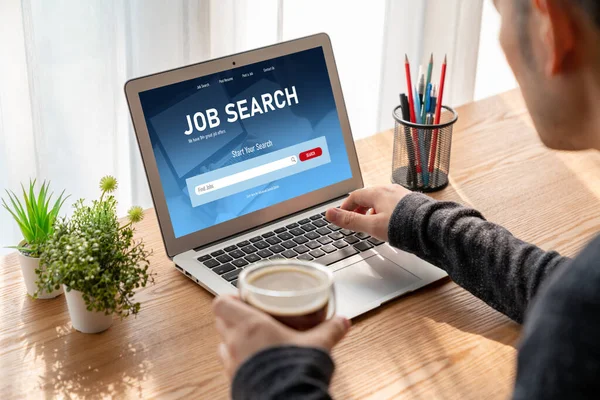 Online Jobsuche Auf Einer Modischen Website Für Arbeitnehmer Rekrutierungsnetzwerk Nach — Stockfoto