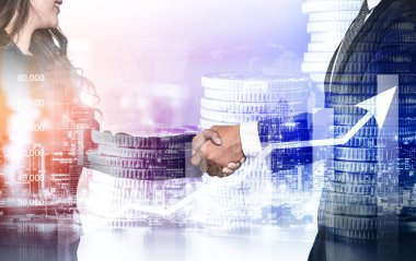 Ekonomik refah ve para teknolojisinin varlık geçmişi üzerine iş tokalaşması. Değerli borsaya yatırım yaparak ekonomik ve finansal büyüme ile refah kar birimi ticareti elde edilir