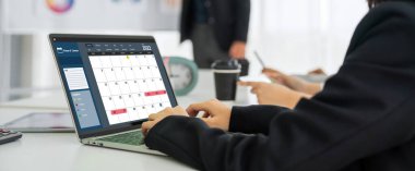 Kişisel düzenleyici ve çevrimiçi iş için mod zamanlama planlaması için bilgisayar yazılım uygulaması takvimiName