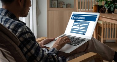 Kolay form doldurma için sağlık sigortası web sitesi mod kayıt sistemi