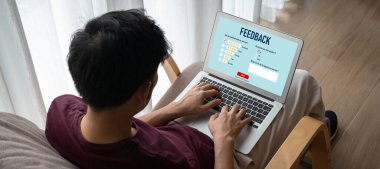 Müşteri geribildirim ve şirket işleri için mod bilgisayar yazılımı analizi