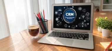 CRM işletme ve işletme için modern bilgisayarda müşteri ilişkileri yönetim sistemi