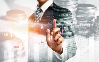 Businessman analyst working with digital finance business data graph showing technology of investment strategy for perceptive financial business decision. Digital economic analysis technology concept.