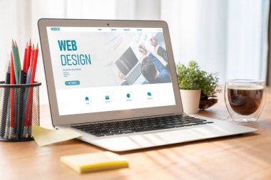 Web sitesi tasarım yazılımı çevrimiçi perakende ticaret ve e-ticaret için model şablonu sağlar