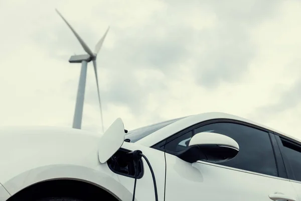 Progressive Combination Wind Turbine Car Future Energy Infrastructure Electric Vehicle — Stok fotoğraf