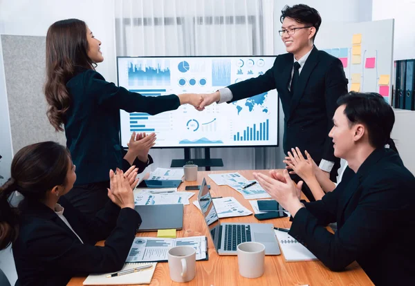 Businesspeople Shake Hand Successful Agreement Meeting Office Worker Colleague Handshake — Stockfoto