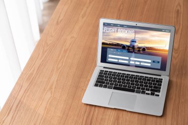 Online uçuş rezervasyon sitesi mod rezervasyon sistemi sağlar. Seyahat teknolojisi kavramı .