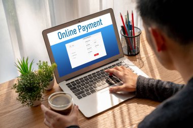 İnternet üzerinden modem para transferi için çevrimiçi ödeme platformu