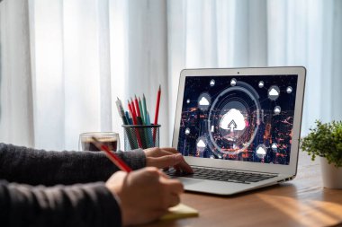 Mod uzak çalışma ve kişisel veri depolama için bulut hesaplama yazılımı