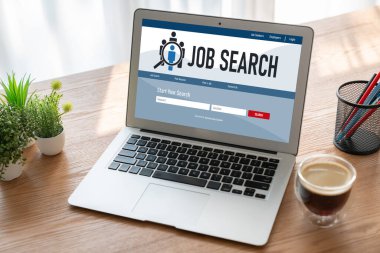 Çalışanların işe alım İnternet ağındaki iş fırsatlarını araması için mod web sitesinde online iş araması