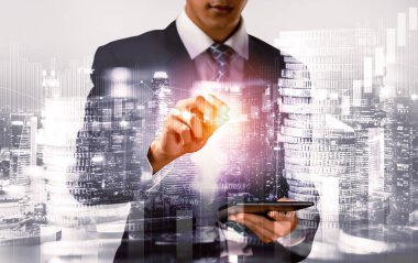 Businessman analyst working with digital finance business data graph showing technology of investment strategy for perceptive financial business decision. Digital economic analysis technology concept.