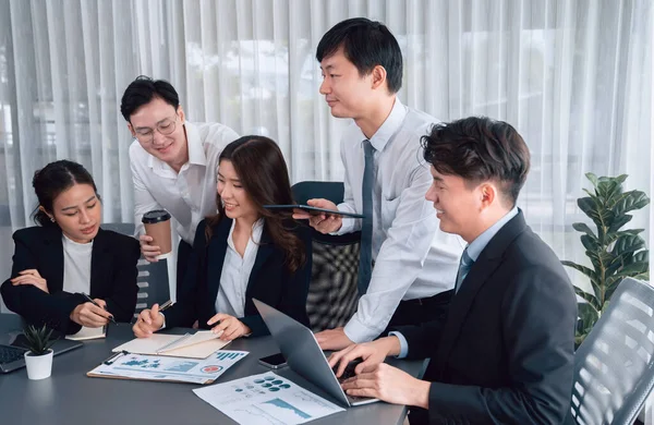 Harmony Office Concept Business People Analyzing Dashboard Paper Together Workplace — 스톡 사진