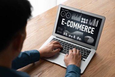 E-ticaret veri yazılımı çevrimiçi perakende şirketine satış analizi için mod gösterge tablosu sağlar