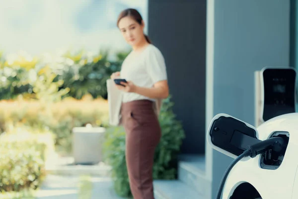 Focus Image Electric Vehicle Recharging Battery Home Charging Station Blurred — Stockfoto