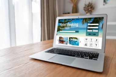 Çevrimiçi otel konaklama rezervasyon sitesi mod rezervasyon sistemi sağlar. Seyahat teknolojisi kavramı .
