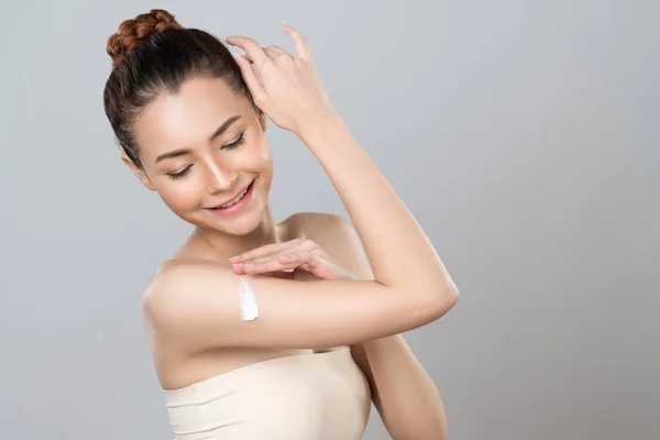 Glamorous Beautiful Woman Applying Moisturizer Cream Her Arm Perfect Skincare — Photo