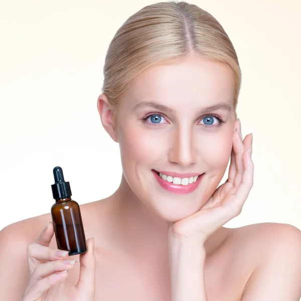 Closeup Personable Portrait Beautiful Woman Applying Essential Oil Bottle Skincare — Stockfoto