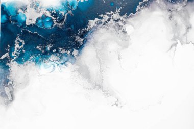 Soyut arkaplan için özgün tablodaki mermer mürekkep soyut sanat. Boyama, ombre alkol mürekkebinin pürüzsüz mermer arkaplan desenini yaratmak için yüksek kaliteli kağıt dokusuna boyanmış. .