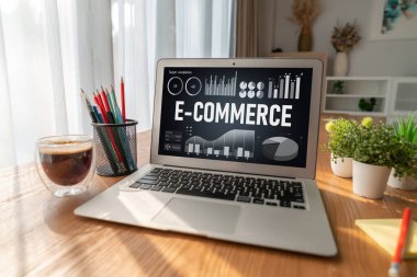 E-ticaret veri yazılımı çevrimiçi perakende şirketine satış analizi için mod gösterge tablosu sağlar