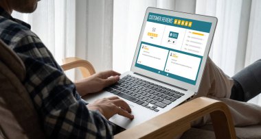 Şirket işleri için mod bilgisayar yazılımının müşteri deneyimi ve gözden geçirme analizi
