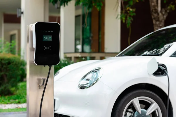 Progressive Concept Car Home Charging Station Powered Sustainable Clean Energy — Φωτογραφία Αρχείου