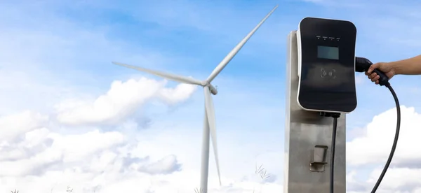 Progressive Natural Scenic Windmill Generator Hand Insert Charging Plug Electric — Stock Fotó
