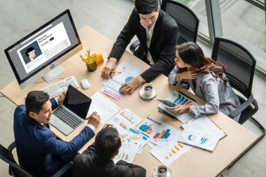 NFT pazarı dijital sanatçının çalışmalarını İnternet ağında satması için mod satış kanalı sağlıyor