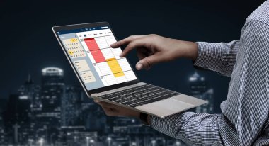 İnternet sitesindeki modish regrition için çevrimiçi aplikasyon rezervasyon takvimi