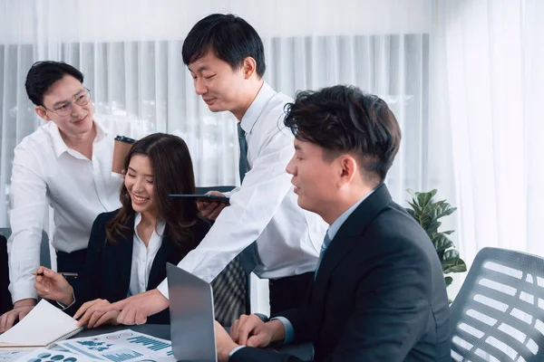 Harmony Office Concept Business People Analyzing Dashboard Paper Together Workplace — 스톡 사진