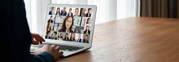 Zakenmensen Video Conferentie Voor Modieuze Virtuele Groep Vergadering Van Corprate — Stockfoto